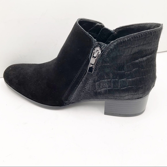 🆕{H By Halston} Lana Leather Calf Hair Black Booties - Picture 4 of 16
